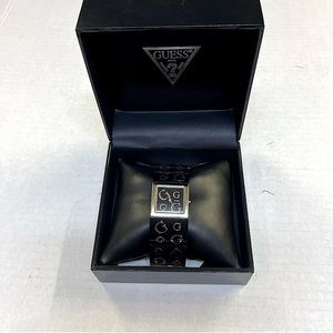 Pre-Owned Guess Watch Black & Silver Signature Clasp Style. NEEDS BATTERY